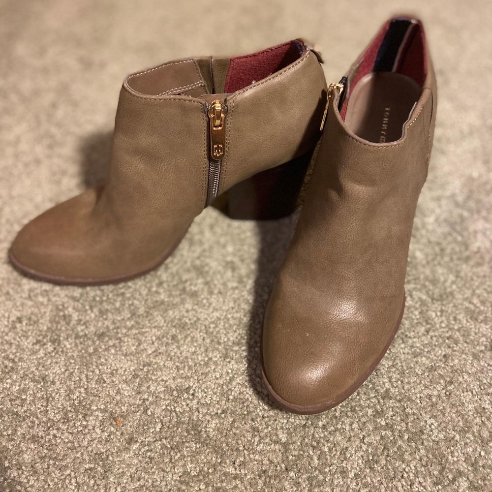 Tommy Hilfiger Booties